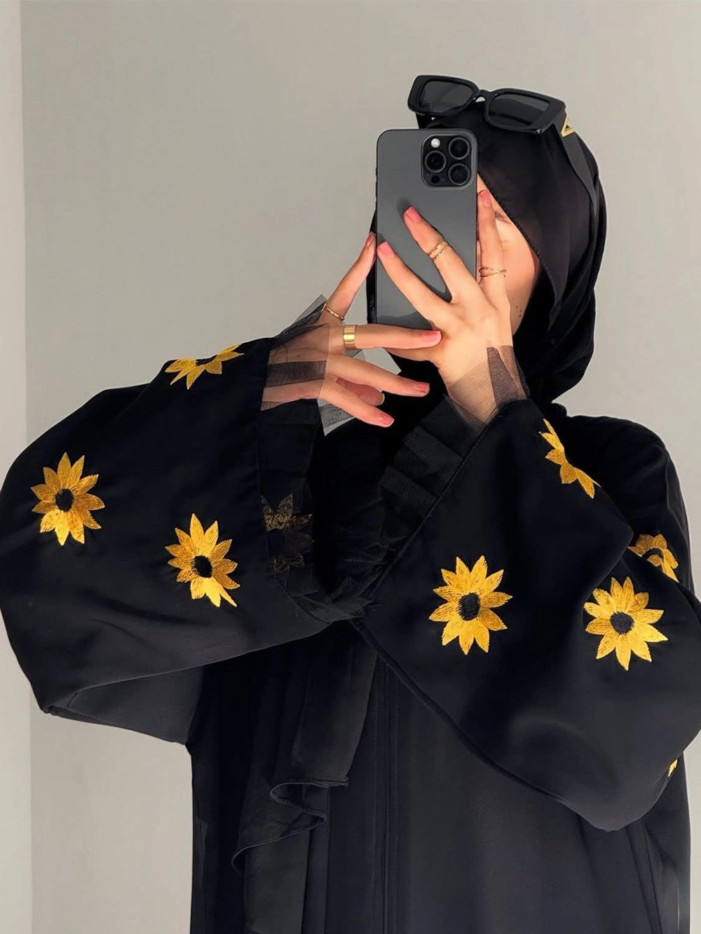 Abaya Shomokh